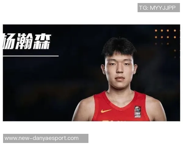 刘维伟自带剪刀为杨瀚森打造30美元理发馆的独特体验